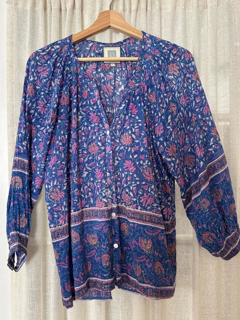 Bell by Alicia Bell Blue and Purple Floral Button-Front Women’s Top